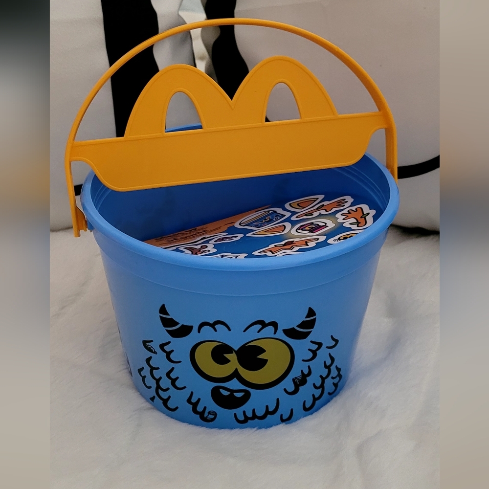McDonald's 2024 Halloween Boo Bucket. - Picture 1 of 1